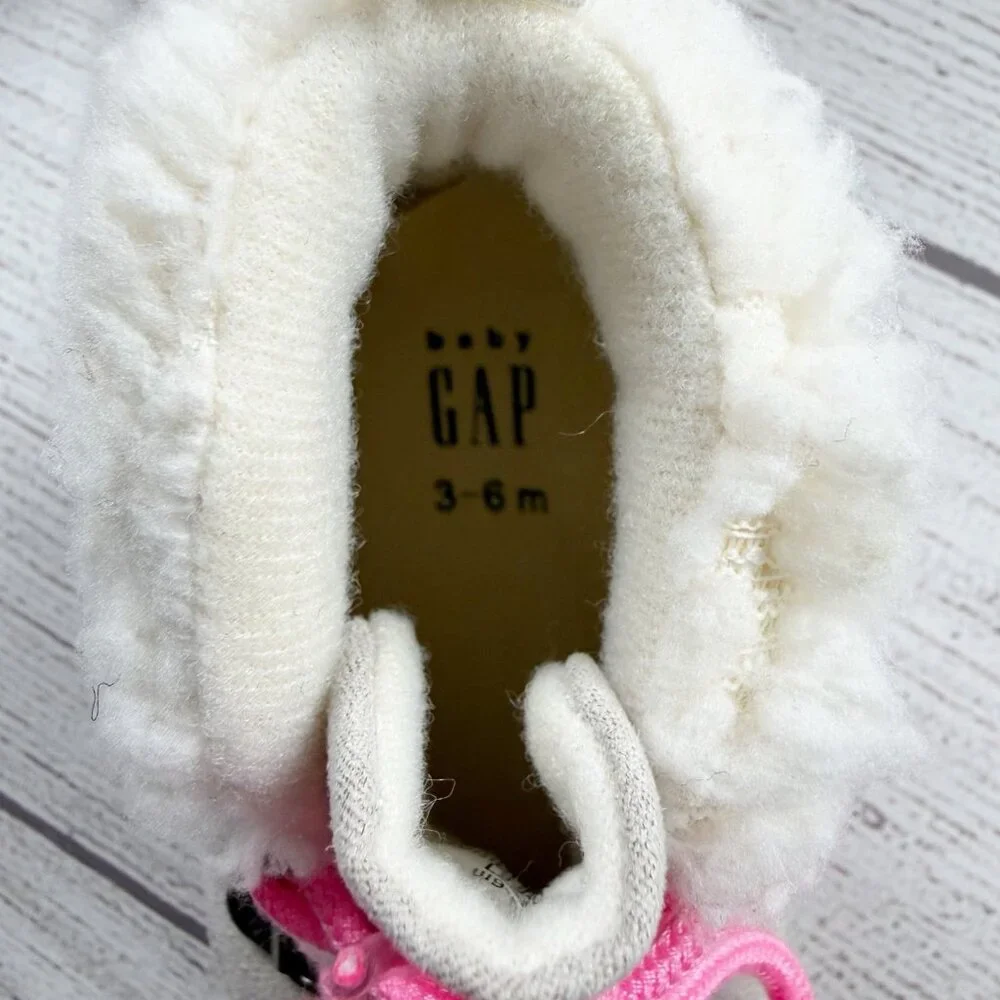 Gap Soft Sole Crib Shoe Booties